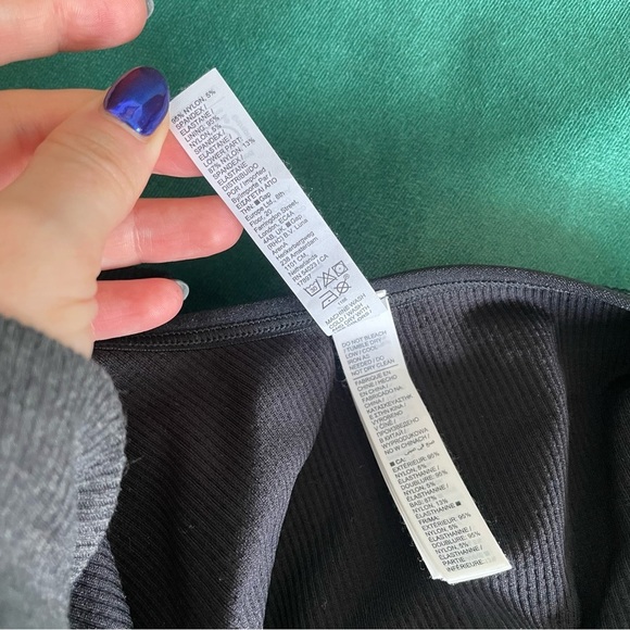 Athleta Aurora One Shoulder Black Ribbed Cropped Tank Top 531643 EUC Size Small - Picture 9 of 11